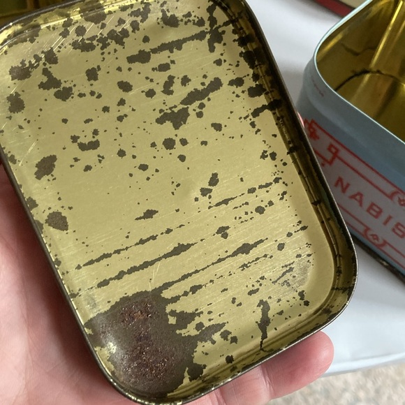 3/$15 Vintage Small Advertising Tins - Picture 8 of 8